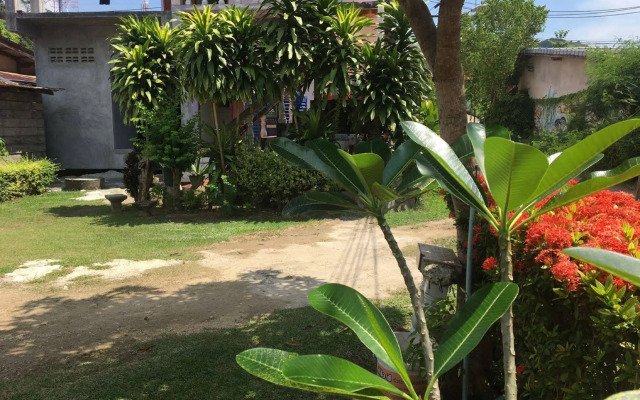 Sunanta Bungalow