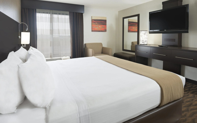 Holiday Inn Express Hotel & Suites Colby