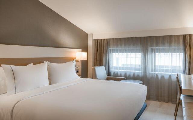 SH Colon Valencia Hotel