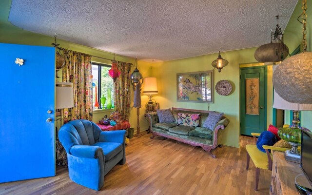 Walk to Olde Town - 1940 Vintage Bungalow!