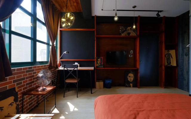 Baker Street Design Inn