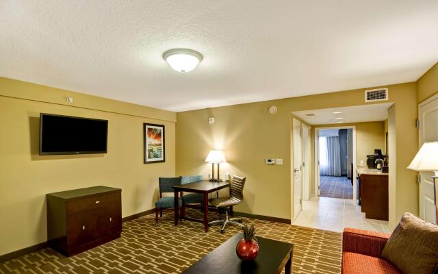 Embassy Suites by Hilton Fort Myers Estero