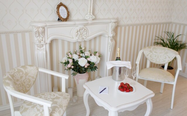 Королевский «люкс» у озера