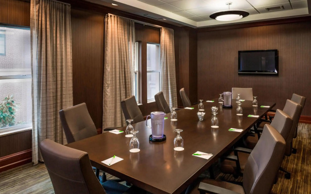Courtyard by Marriott Norfolk Downtown