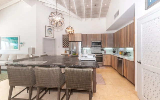 Pristine Bay 1316 2 Bedroom Home