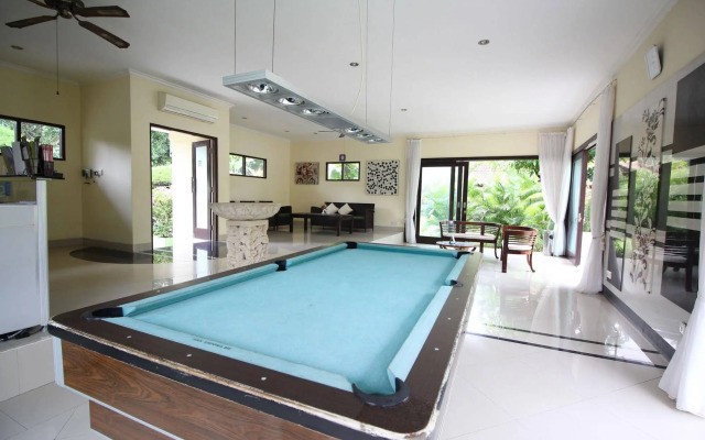 Rossa Garden Hotel