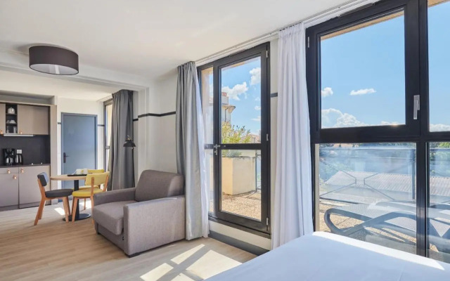 Quality Hotel & Suites Floridianes