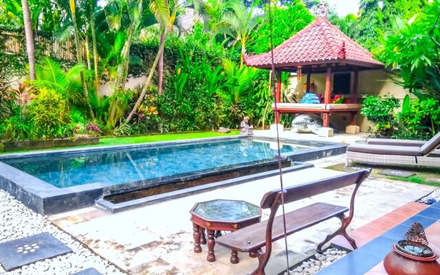 Villa Tristan - Private Pool Balcony Gazebo
