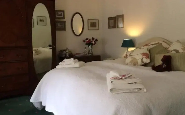 Bunkers Hill House