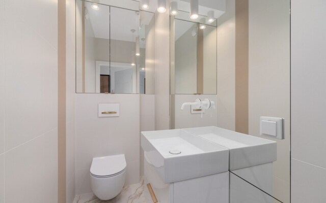 Grzegorzki Park Apartment by Renters