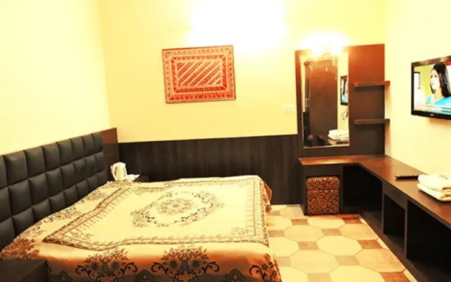 Travellers Paradise Nainital