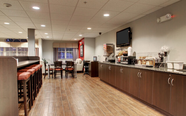 Microtel Inn & Suites by Wyndham Tuscaloosa Near University