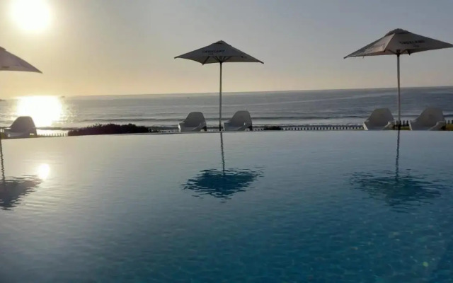 Diaz Hotel & Resort