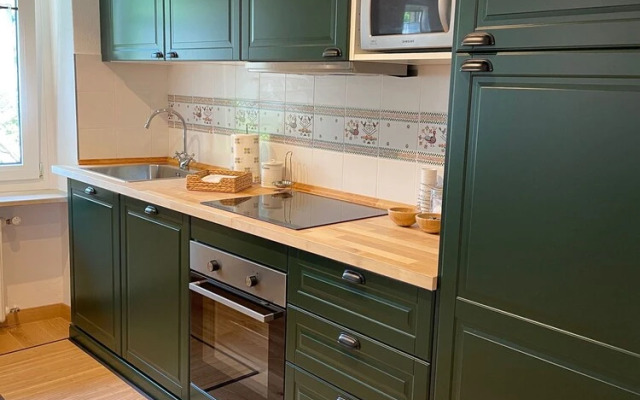 New Newly Renovated Apartment Palleusieux