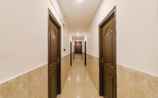 Fabhotel Divine