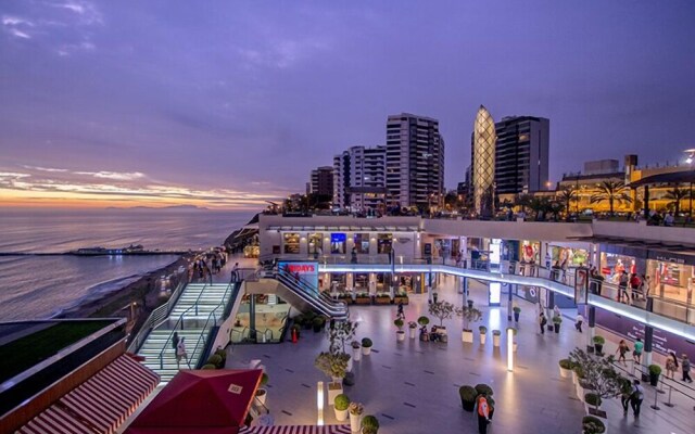 Miraflores Down Town