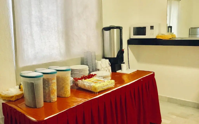 Hotel Imperial Laguna Faranda