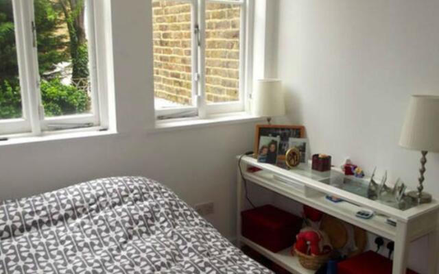 FG Property - Notting Hill, Chesterton Road, Gr. Floor