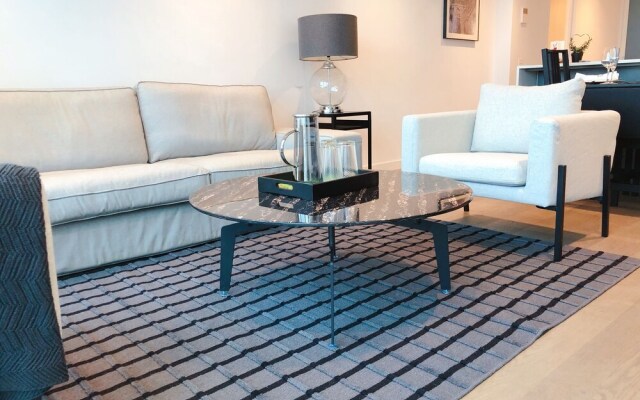 CBD Amazing view 2 Bedrooms Apartments