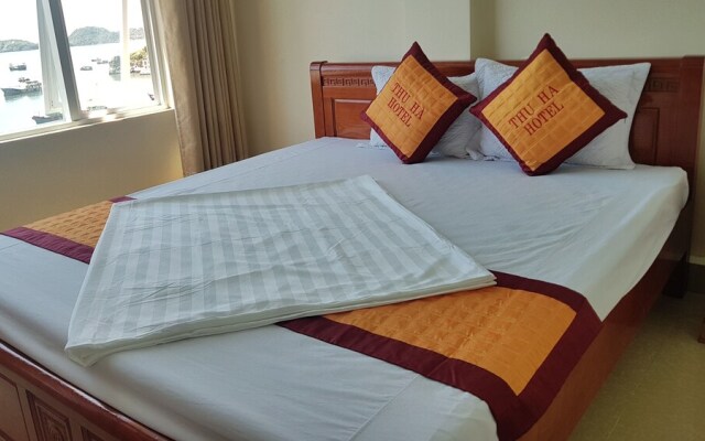 Thu Ha Hotel Catba
