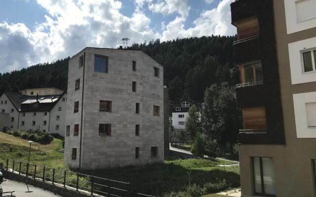 Zentrale gemütliche Wohnung St Moritz A212