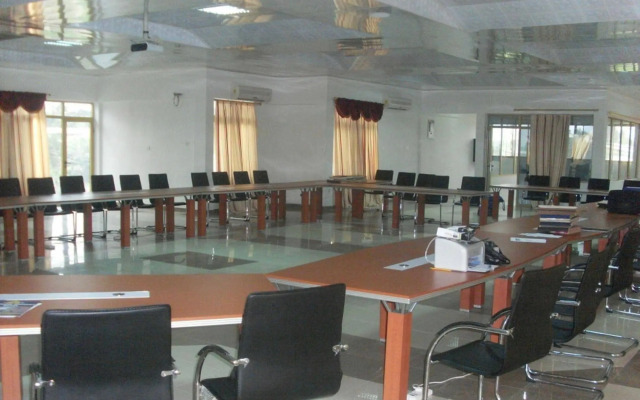Senator Hotel