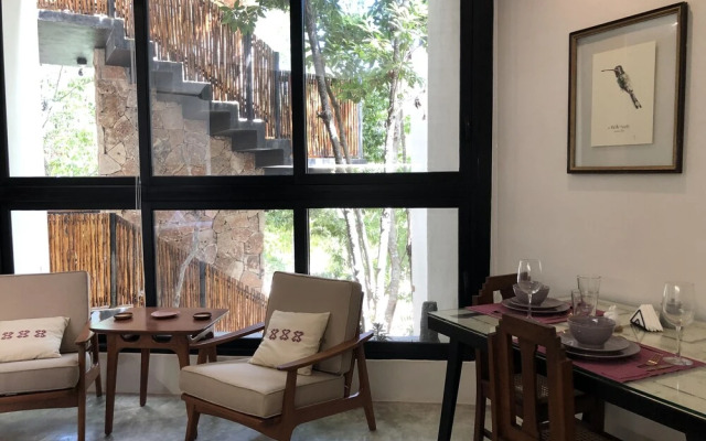 La Casa de María 11:11