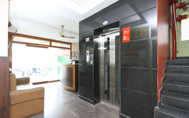 Oyo 6637 Hotel Bvn Grand