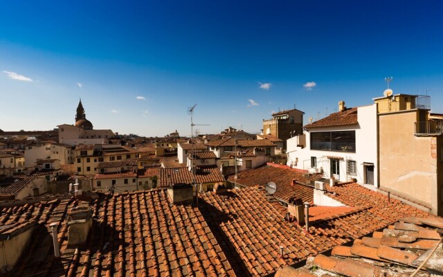 Ponte Vecchio Studio Apartment