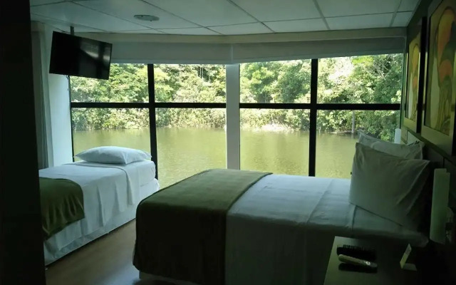 Uiara Amazon Resort