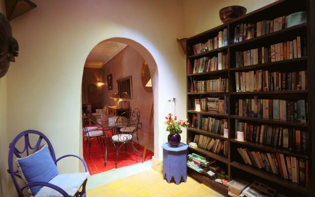 Literary Riad Hemingway