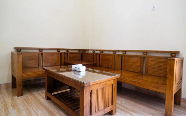 RedDoorz Syariah @ Klodran Solo