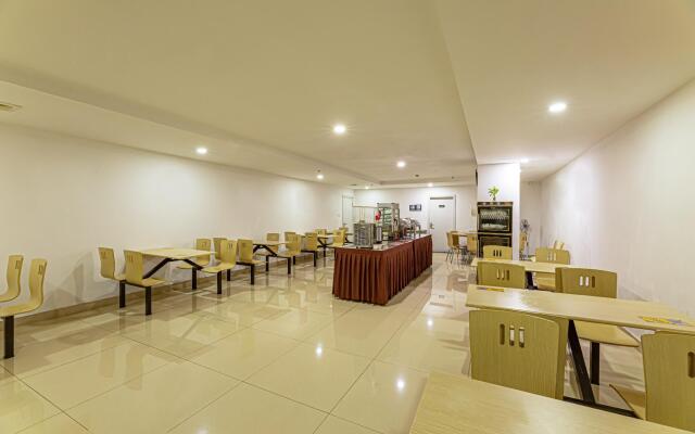 Elan Inn Yixing Bus Station