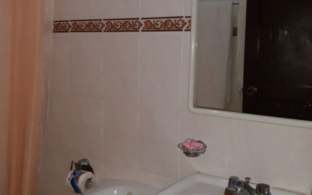 Hostal D Oleo Méndez