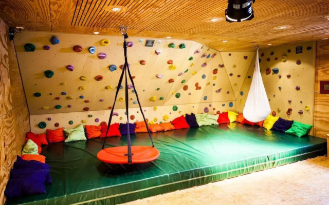 DJH Garmisch- Partenkirchen - Hostel