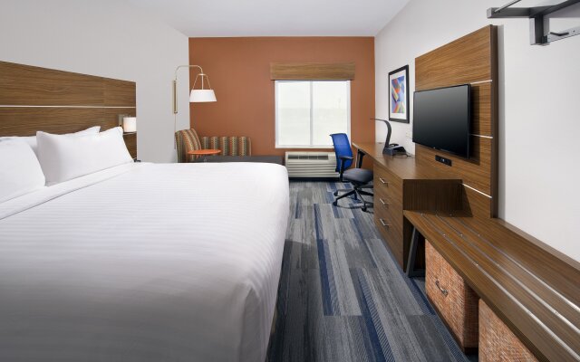 Holiday Inn Express & Suites New Braunfels by IHG