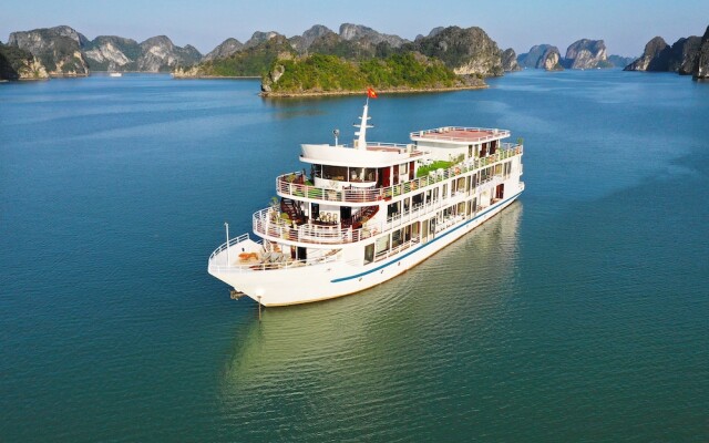 Halong Sapphire Cruise