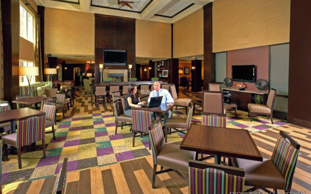 Hampton Inn & Suites Yonkers