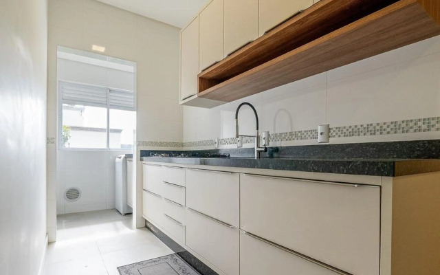 170 - Lindíssimo apartamento na Praia de Mariscal