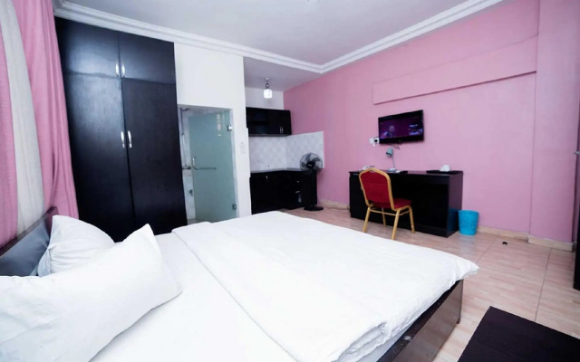 Esporta Hotel Yaba
