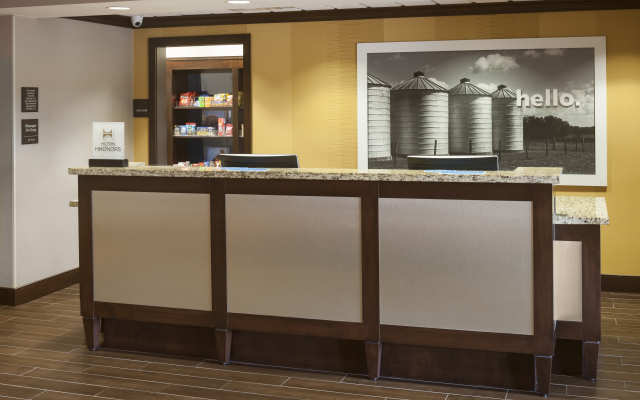 Hampton Inn & Suites Wixom