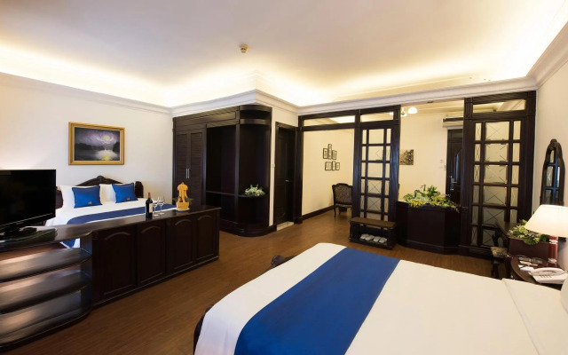 Hoa Binh Hotel