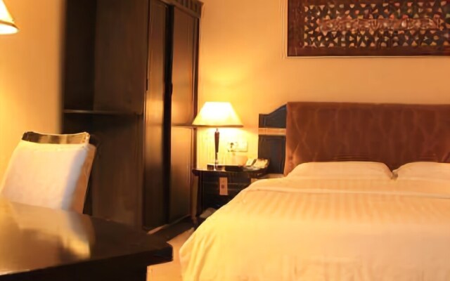 Hongfu Hotel