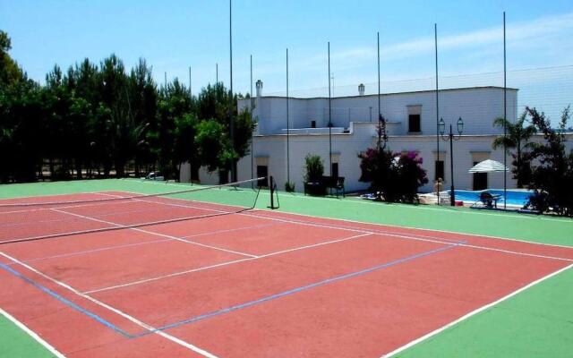 Beautiful Mansion in Torricella with Swimming Pool