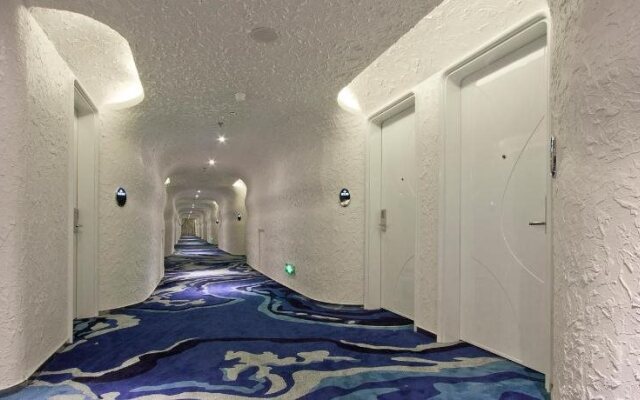 Lanmei Theme Hotel