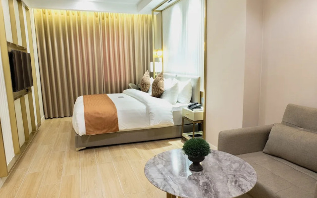 UMA Hotel and Residences