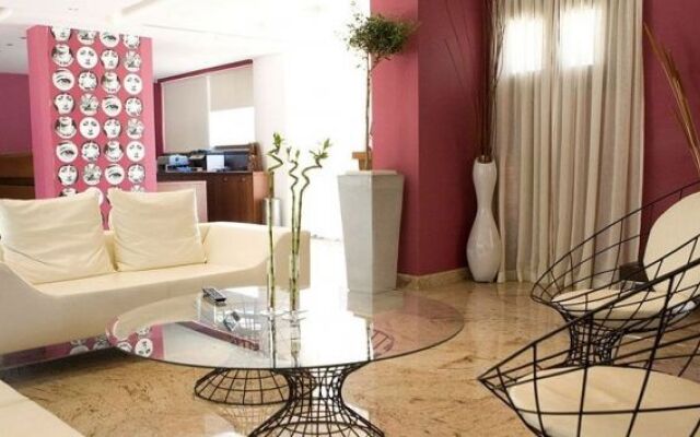 Enodia Hotel
