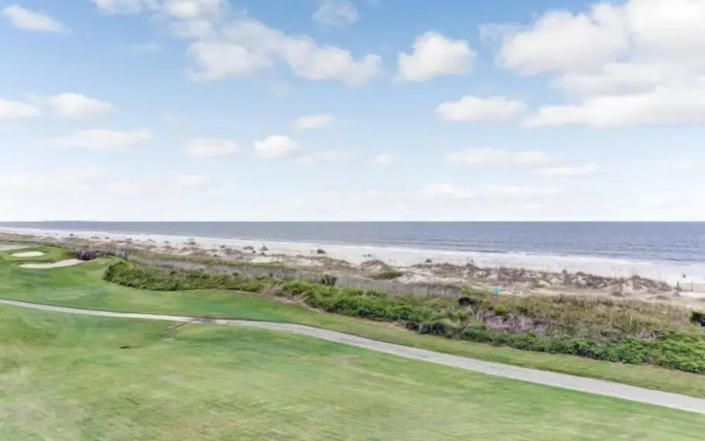 1129 Beach Walker