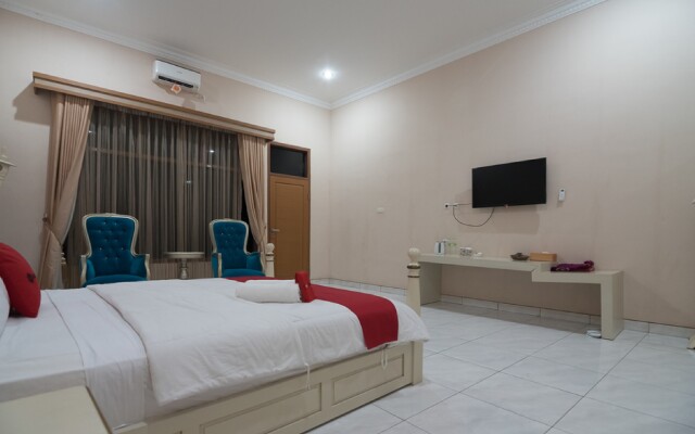 RedDoorz Premium @ Kahai Beach Lampung