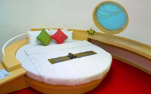 DNA Super Ozone Resort KhaoYai